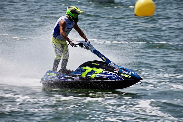 西部竞争格 西部竞争格